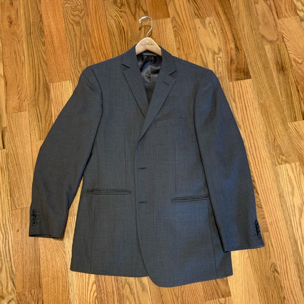 Perry Ellis Suit